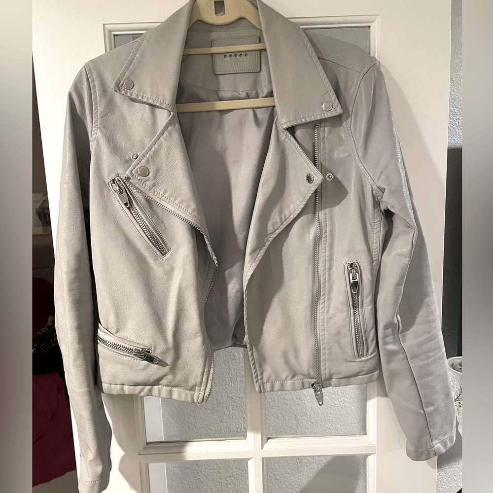 Blank NYC - small grey leather jacket